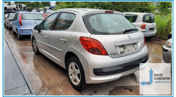 PEUGEOT 207  del 2008 parti usate e ricambi - Tipo Motore 8FS