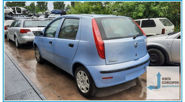 FIAT PUNTO 1N/1P del 2003 parti usate e ricambi - Tipo Motore 188A4000