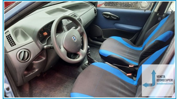FIAT PUNTO 1N/1P del 2003 parti usate e ricambi - Tipo Motore 188A4000