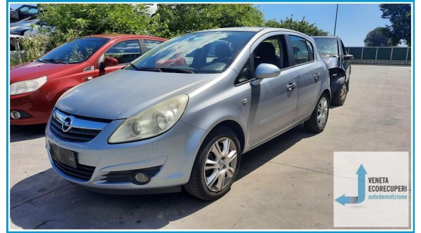 OPEL CORSA S07 del 2006 parti usate e ricambi - Tipo Motore Z13DTH