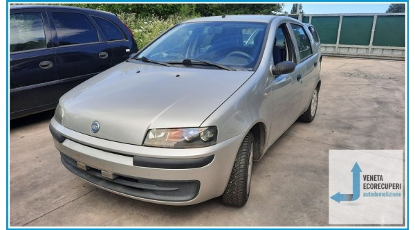 FIAT PUNTO 1N/1P del 2002 parti usate e ricambi - Tipo Motore 188A4000