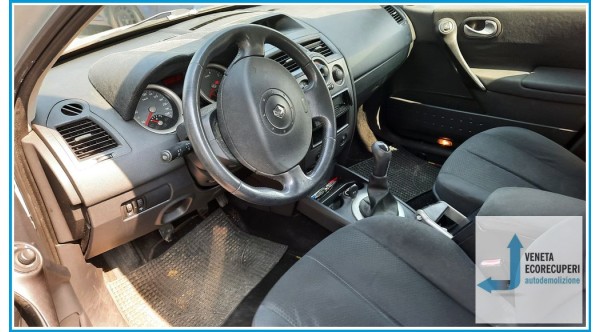 RENAULT MEGANE 2a Serie  del 2002 parti usate e ricambi - Tipo Motore K9KD7