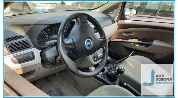 FIAT GRANDE PUNTO 2Y del 2005 parti usate e ricambi - Tipo Motore 199A3000