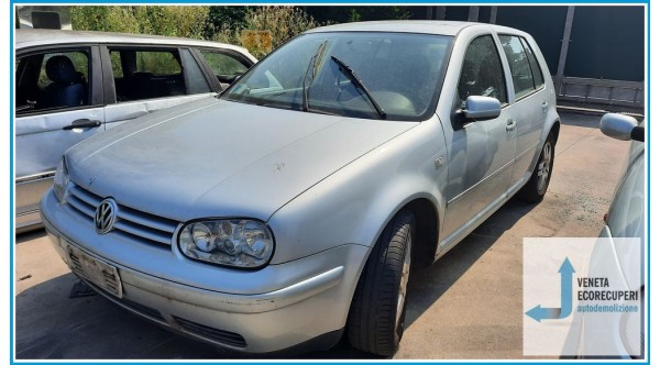 VOLKSWAGEN GOLF 1J del 2001 parti usate e ricambi - Tipo Motore AJM