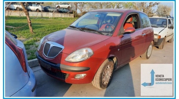 LANCIA YPSILON TE del 2006 parti usate e ricambi
