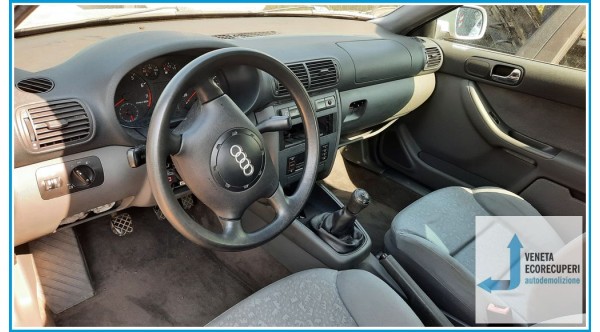 AUDI A3 8L del 1997 parti usate e ricambi - Tipo Motore AEH