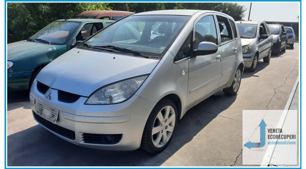 MITSUBISHI COLT 7a Serie  del 2005 parti usate e ricambi - Tipo Motore 639939