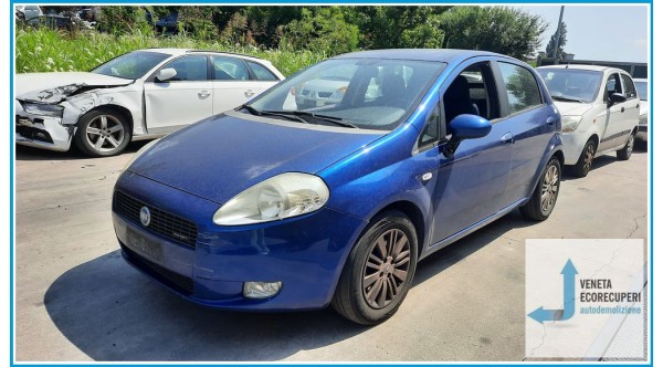 FIAT GRANDE PUNTO 2Y del 2006 parti usate e ricambi - Tipo Motore 199A3000