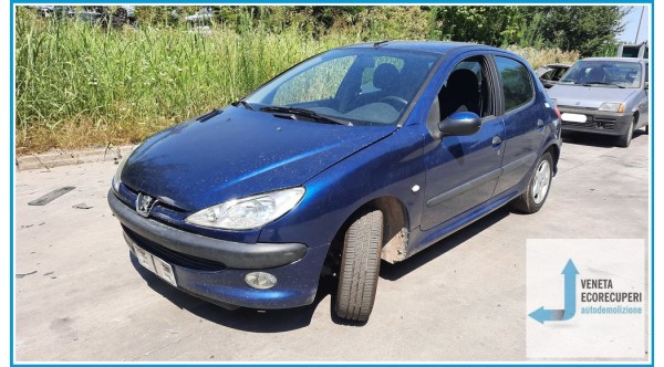 PEUGEOT 206  del 2001 parti usate e ricambi - Tipo Motore HFX