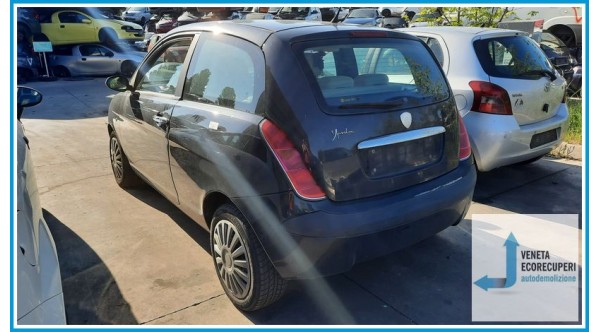 LANCIA YPSILON TE del 2004 parti usate e ricambi