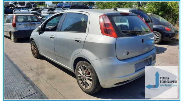 FIAT GRANDE PUNTO 2Y del 2007 parti usate e ricambi - Tipo Motore 199A4000