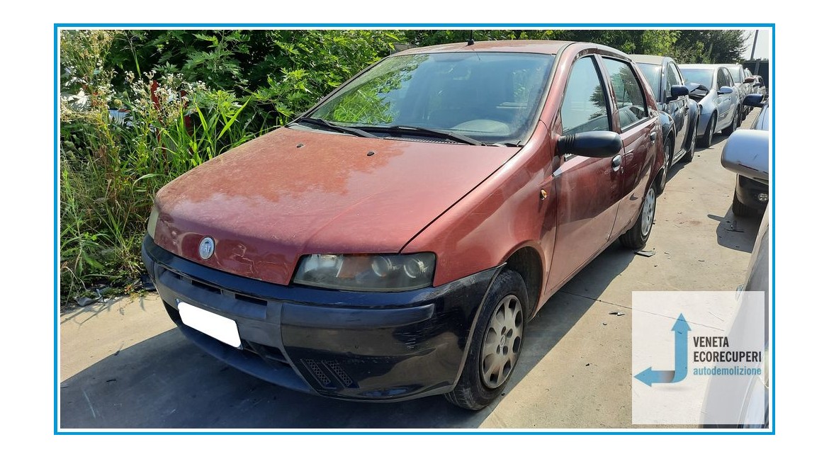 FIAT PUNTO 1N/1P del 2000 parti usate e ricambi - Tipo Motore 188A4000