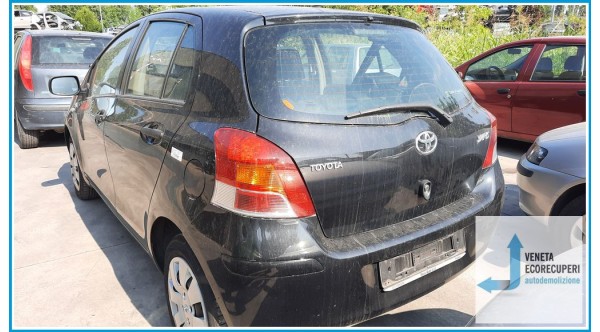 TOYOTA YARIS  del 2010 parti usate e ricambi - Tipo Motore 1KRFE