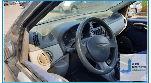 FIAT PUNTO 1N/1P del 2000 parti usate e ricambi - Tipo Motore 188A5000