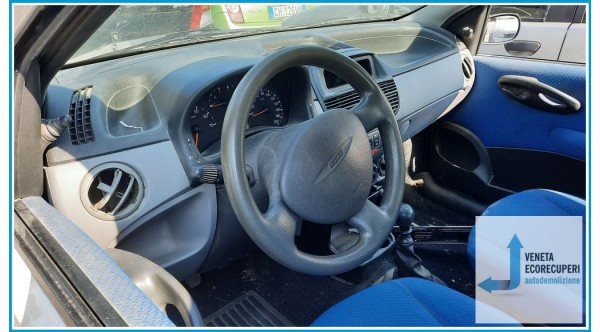 FIAT PUNTO 1N/1P del 2001 parti usate e ricambi - Tipo Motore 188A4000