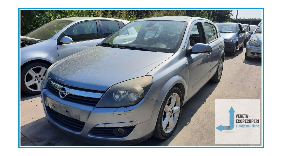 OPEL ASTRA A04 del 2004 parti usate e ricambi - Tipo Motore Z17DTH