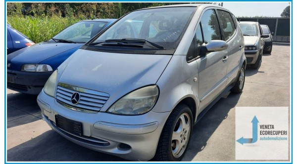 MERCEDES-BENZ Classe A W168 del 2001 parti usate e ricambi - Tipo Motore 668942