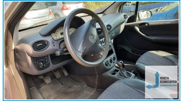 MERCEDES-BENZ Classe A W168 del 2001 parti usate e ricambi - Tipo Motore 668942
