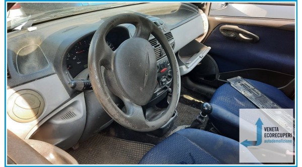 FIAT PUNTO 1N/1P del 2003 parti usate e ricambi - Tipo Motore 188A4000