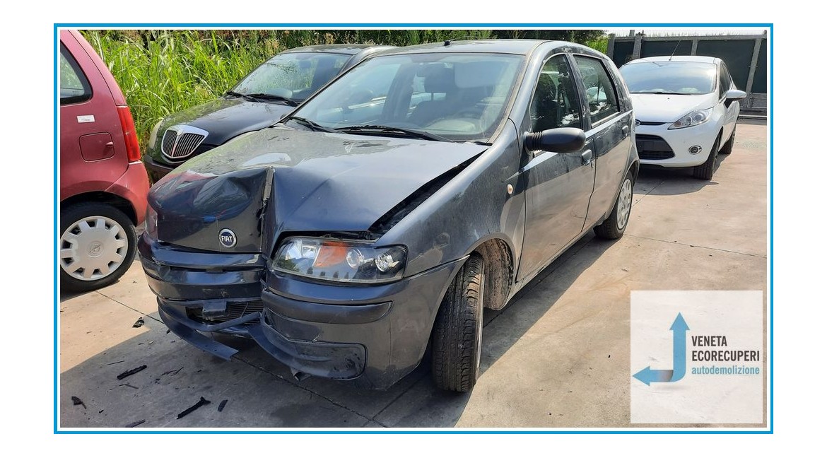 FIAT PUNTO 1N/1P del 2000 parti usate e ricambi - Tipo Motore 188A4000