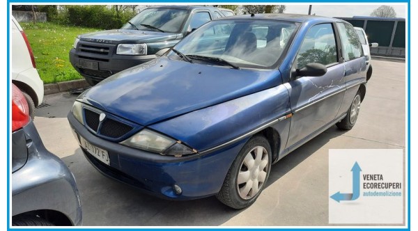 LANCIA Y  del 1998 parti usate e ricambi