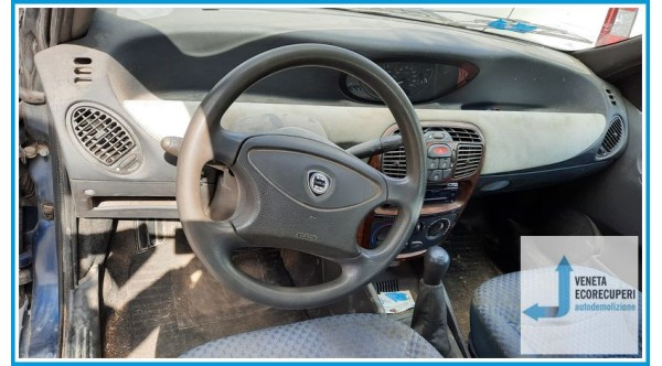 LANCIA Y  del 1998 parti usate e ricambi