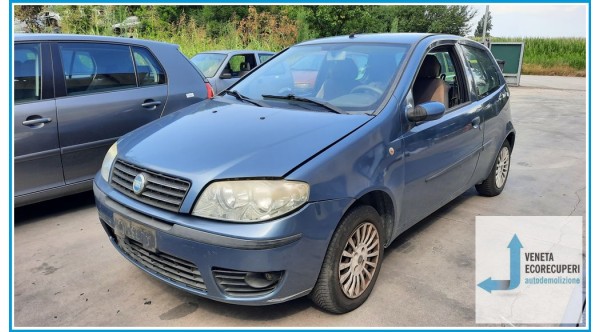 FIAT PUNTO 1N/1P del 2004 parti usate e ricambi - Tipo Motore 188A4000