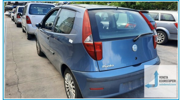 FIAT PUNTO 1N/1P del 2004 parti usate e ricambi - Tipo Motore 188A4000