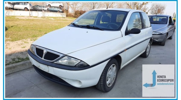 LANCIA Y  del 1998 parti usate e ricambi