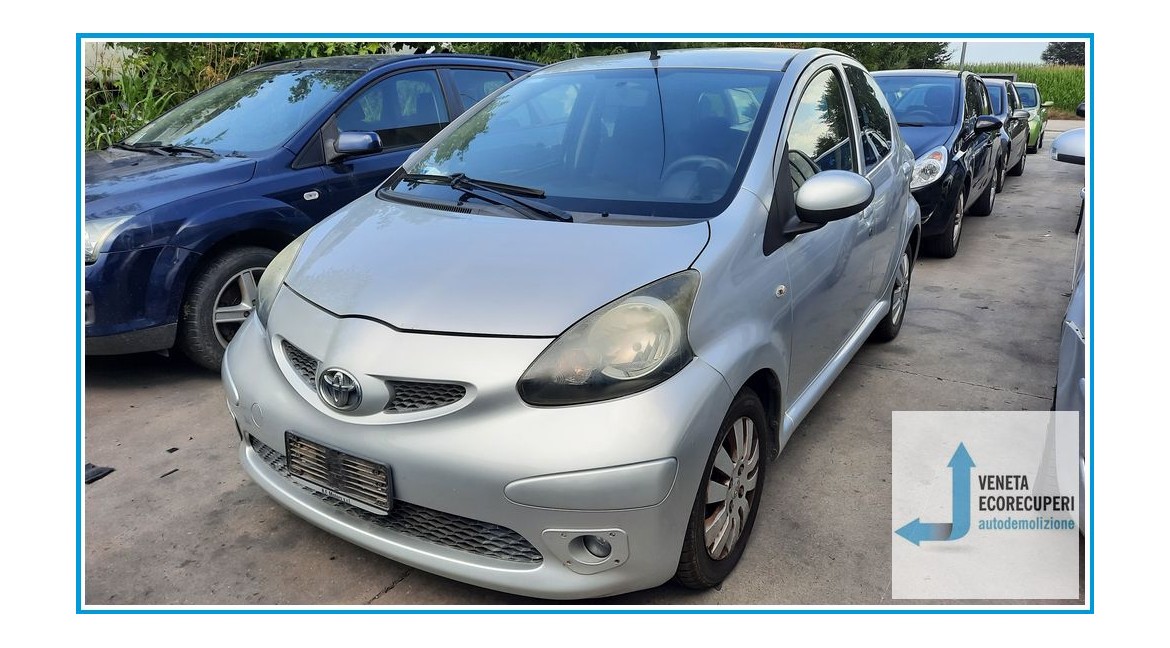 TOYOTA AYGO 1a Serie  del 2008 parti usate e ricambi - Tipo Motore 1KRFE