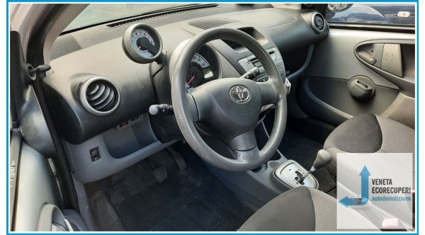 TOYOTA AYGO 1a Serie  del 2008 parti usate e ricambi - Tipo Motore 1KRFE