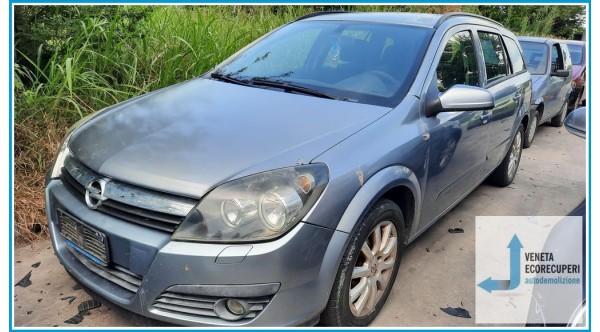 OPEL ASTRA A04 del 2006 parti usate e ricambi - Tipo Motore Z16XEP