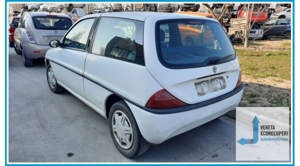 LANCIA Y  del 1998 parti usate e ricambi