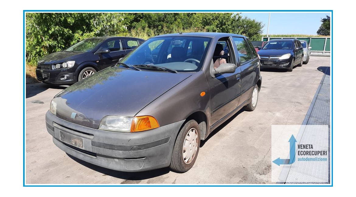 FIAT PUNTO 1a Serie  del 1997 parti usate e ricambi - Tipo Motore 176B4000