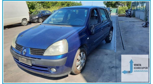 RENAULT CLIO 2a Serie  del 2005 parti usate e ricambi - Tipo Motore D7FG7