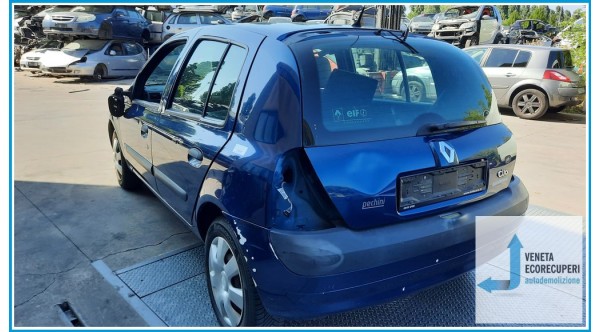 RENAULT CLIO 2a Serie  del 2005 parti usate e ricambi - Tipo Motore D7FG7