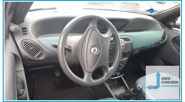 LANCIA Y  del 1997 parti usate e ricambi