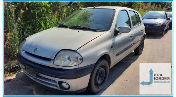 RENAULT CLIO 2a Serie  del 2000 parti usate e ricambi - Tipo Motore F9QH7