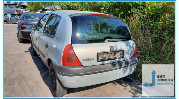 RENAULT CLIO 2a Serie  del 2000 parti usate e ricambi - Tipo Motore F9QH7