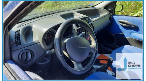 FIAT PUNTO VAN 2U del 2002 parti usate e ricambi - Tipo Motore 188A3000