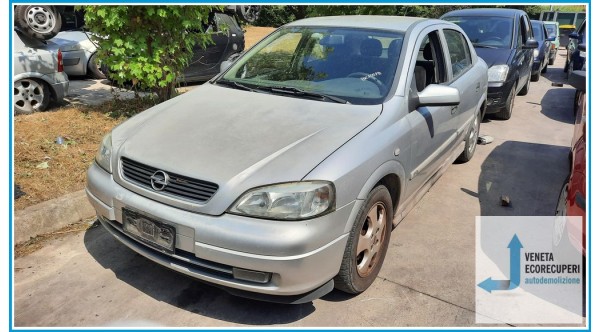 OPEL ASTRA T98 del 2000 parti usate e ricambi - Tipo Motore X16XEL