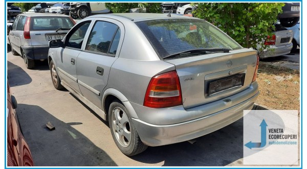OPEL ASTRA T98 del 2000 parti usate e ricambi - Tipo Motore X16XEL