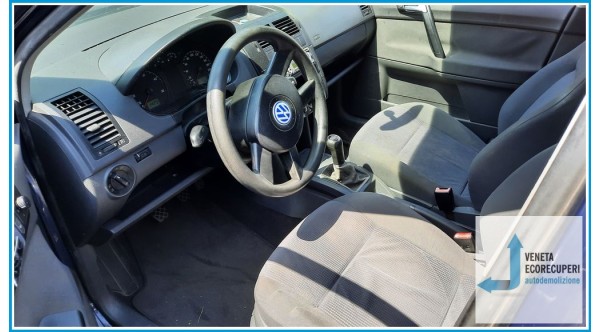 VOLKSWAGEN POLO 9N del 2002 parti usate e ricambi - Tipo Motore AMF