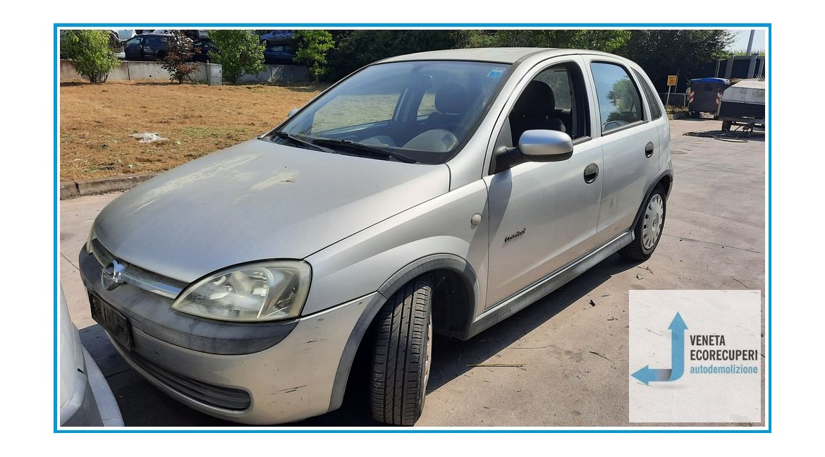 OPEL CORSA X01 del 2002 parti usate e ricambi - Tipo Motore Z10XE