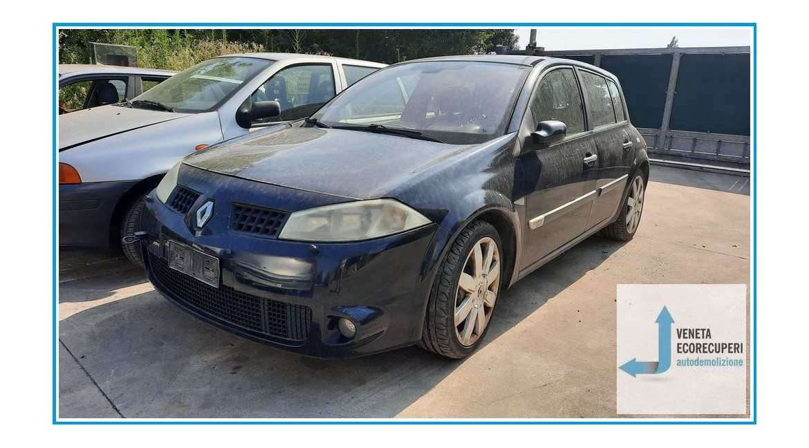 RENAULT MEGANE 2a Serie  del 2005 parti usate e ricambi - Tipo Motore F4R27