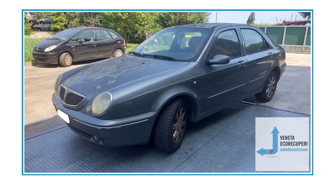 LANCIA LYBRA  del 2001 parti usate e ricambi - Tipo Motore AR37101