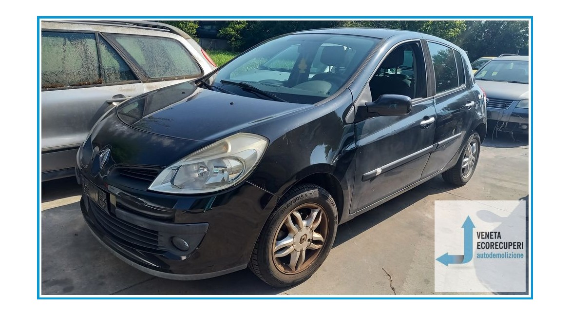 RENAULT CLIO 3a Serie  del 2007 parti usate e ricambi - Tipo Motore D4FD7