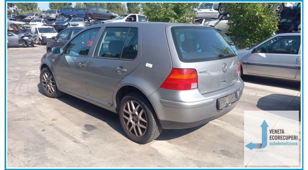 VOLKSWAGEN GOLF 1J del 2003 parti usate e ricambi - Tipo Motore ATD