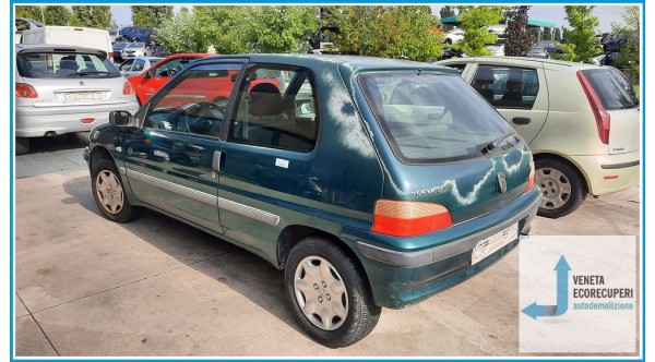 PEUGEOT 106  del 2001 parti usate e ricambi - Tipo Motore HFX