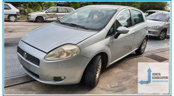 FIAT GRANDE PUNTO 2Y del 2007 parti usate e ricambi - Tipo Motore 199A3000
